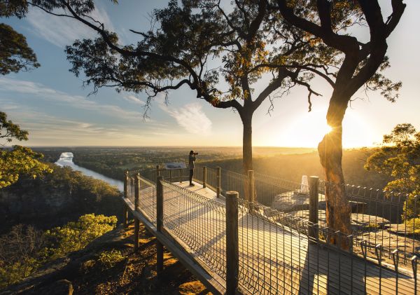 Scenic views overlooking the Nepean River, Penrith and Mulgoa from Mount Portal Lookout, Blue Mountains