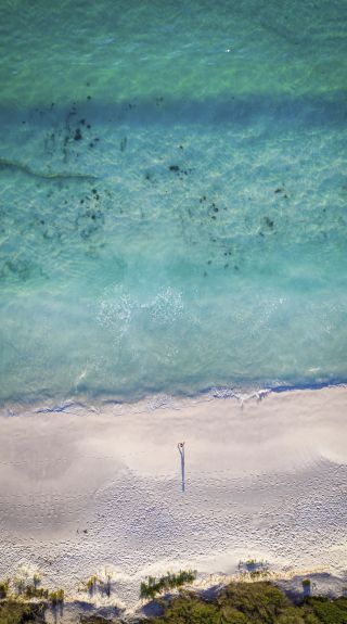 Hyams Beach in Jervis Bay, South Coast. Image Credit: Filippo Rivetti