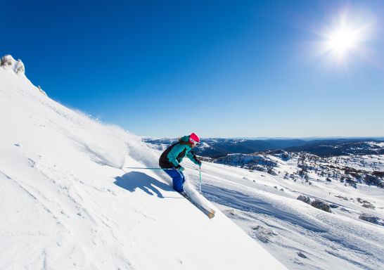 Skiing in Perisher - Snowy Mountains